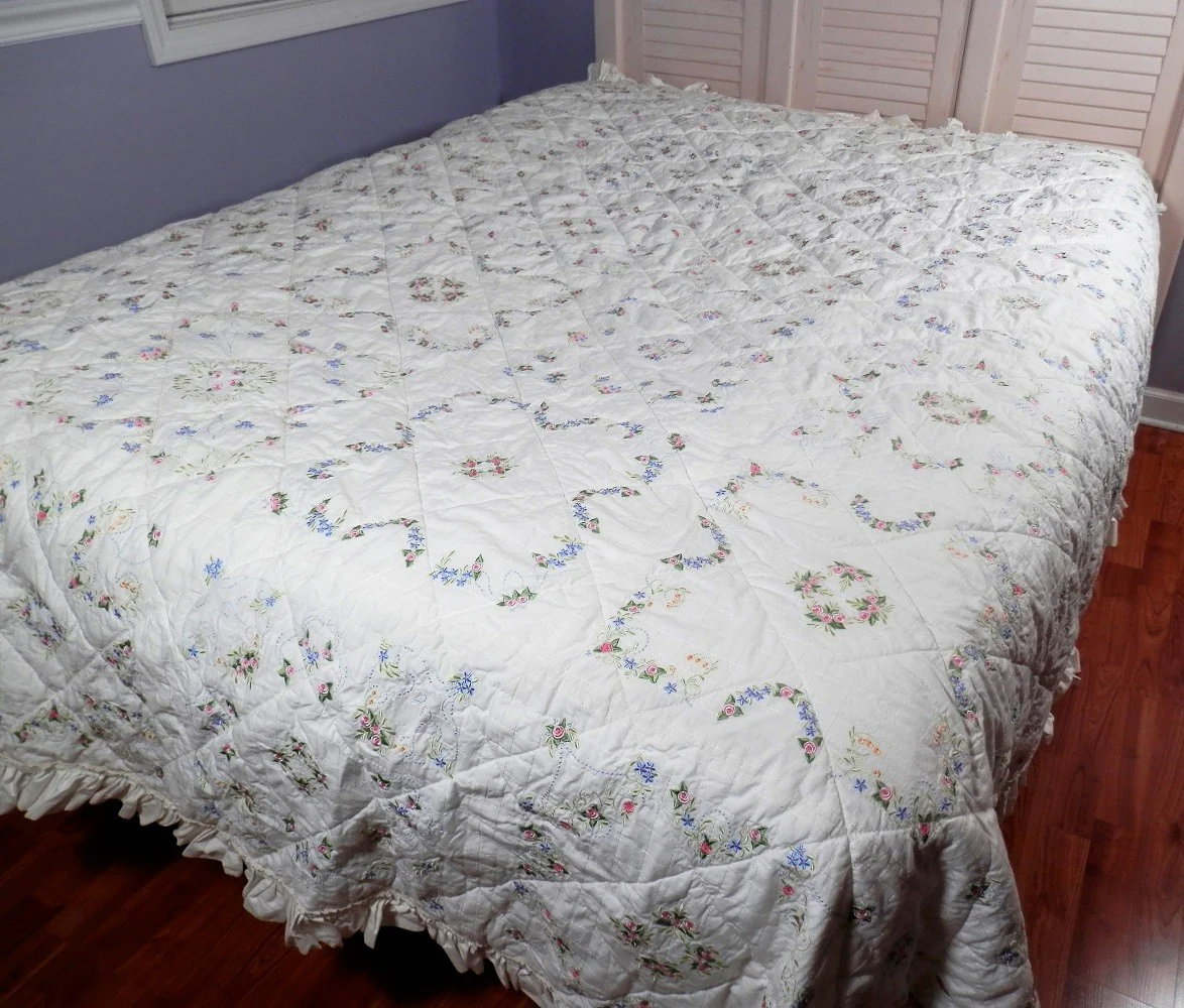 ANTIQUE PEARLY ROSE QUILT - Queen Size, Embroidered, Hand Made Heirloom, One Of A Kind Treasure - Image 3