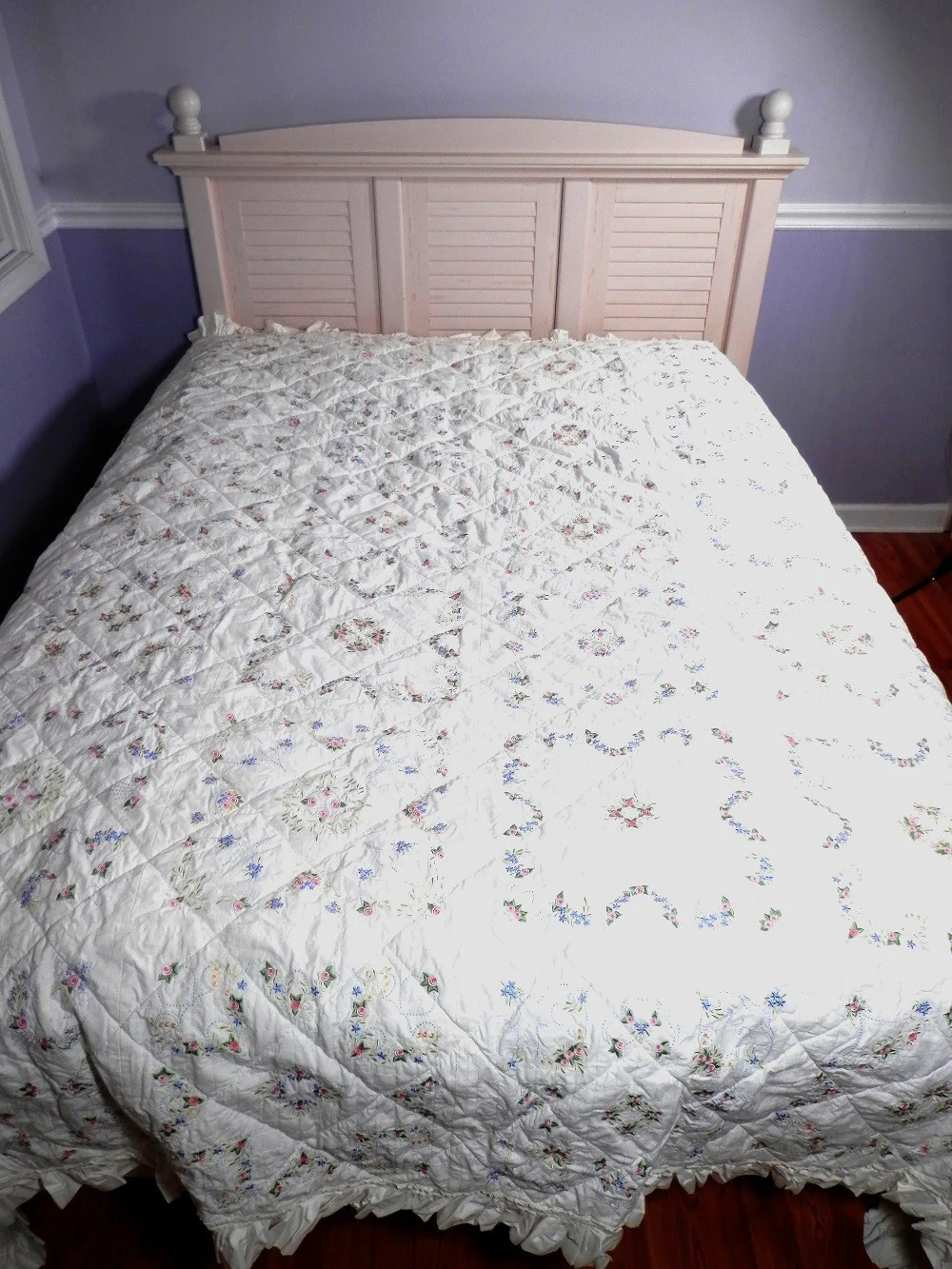 ANTIQUE PEARLY ROSE QUILT - Queen Size, Embroidered, Hand Made Heirloom, One Of A Kind Treasure - Image 8