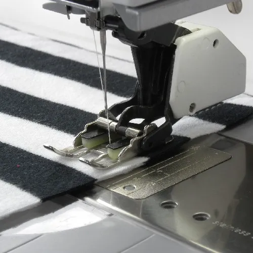 Three Sole Walking Foot With Seam Guide for Bernina "New Style" - Image 6