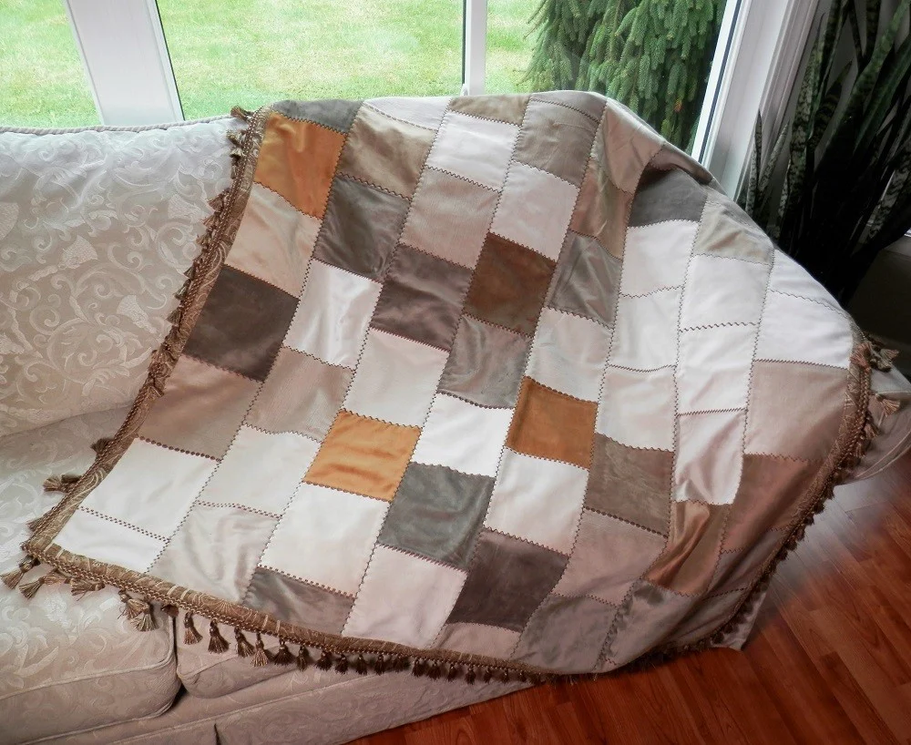 BROWN VELVET Home Decorator Throw with Tassel Trim - Image 11