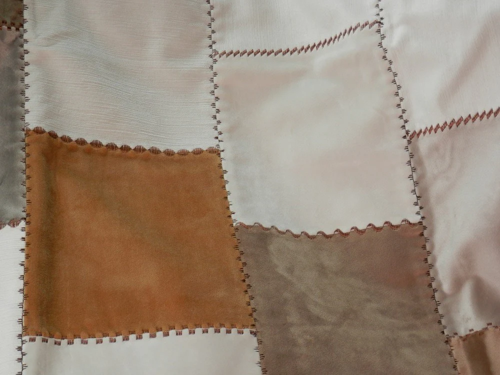 BROWN VELVET Home Decorator Throw with Tassel Trim - Image 5