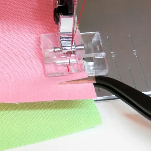 Curve Master Foot for High Speed Straight Stitch Machines - Image 4