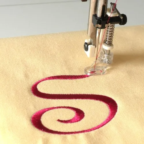 Free Motion/Darning Foot - Image 3