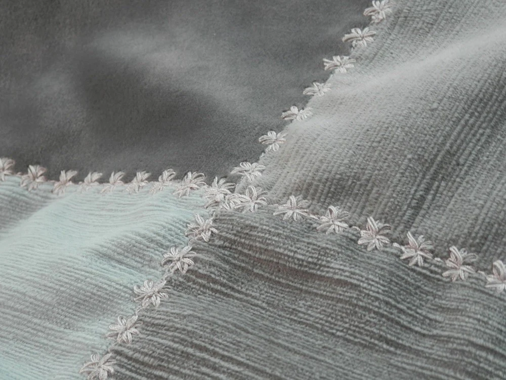 GRAY VELVET Home Decorator Throw with Tassel Trim - Image 4