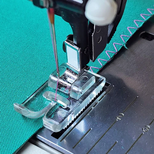 Clear Zig-Zag Foot for Bernina - Image 5