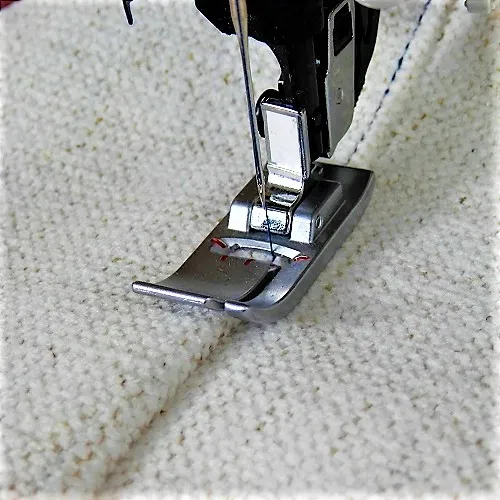 Janome Bi-Level Presser Foot Set
