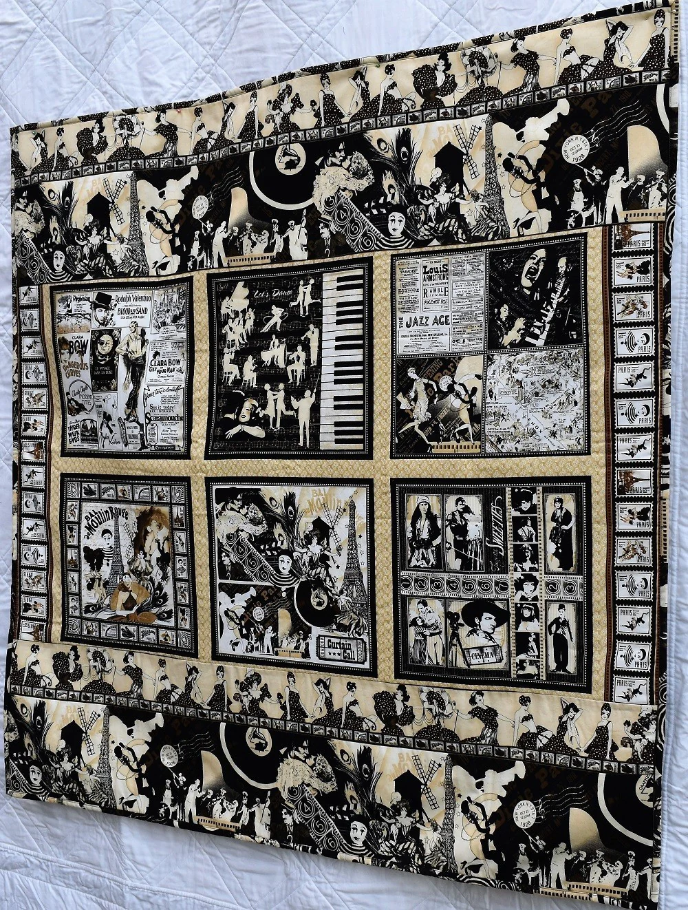 JAZZ AGE Musical Quilted Wall Hanging/Throw - Image 8
