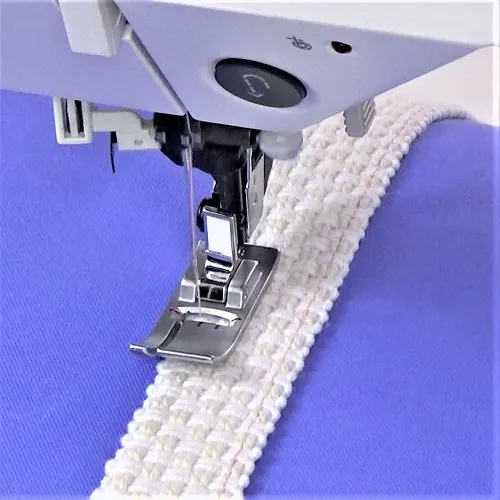Juki Bi-Level Presser Foot Set - Image 5