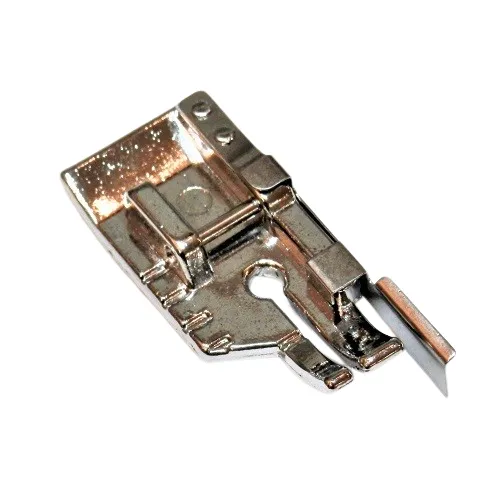 Singer 1/4" Quilting Foot with Guide - Image 3