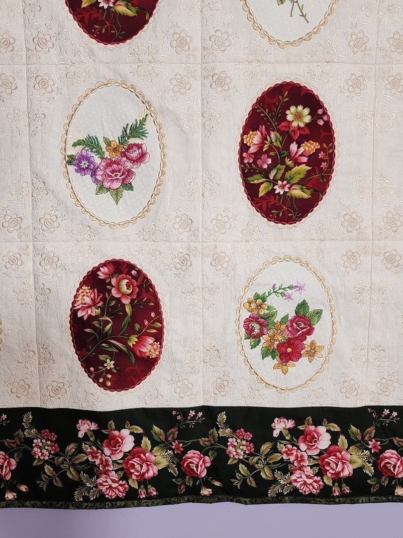 SPLENDID HOLIDAY II Embroidered Wall Hanging/Throw - Image 8